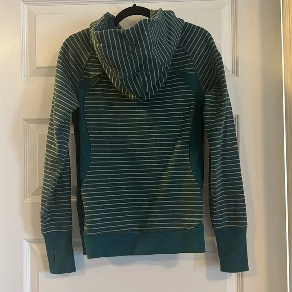 Lululemon Full Zip Scuba - Picture 7 of 8